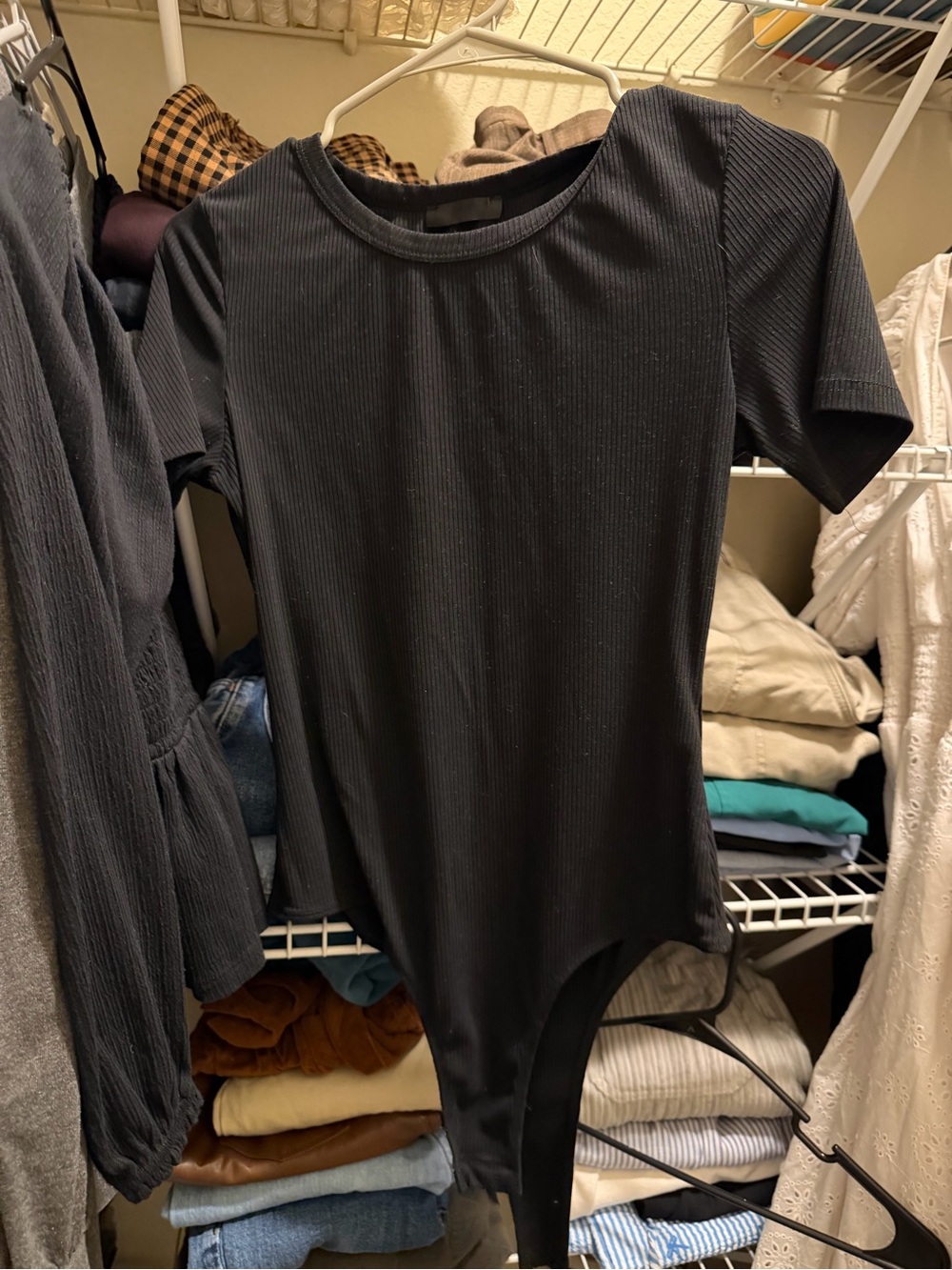 SHEIN Black Ribbed Short Sleeve Bodysuit